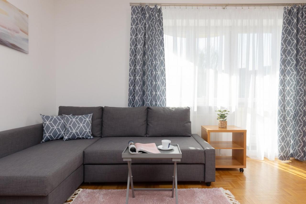 Metro Natolin Ursynow Centre Studio With Balcony By Renters Leilighet *